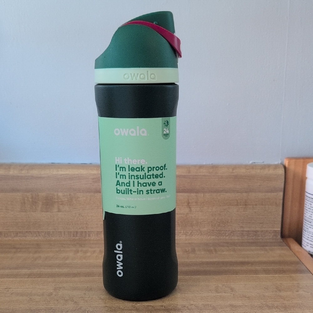 Owala Green insulated Water Bottle